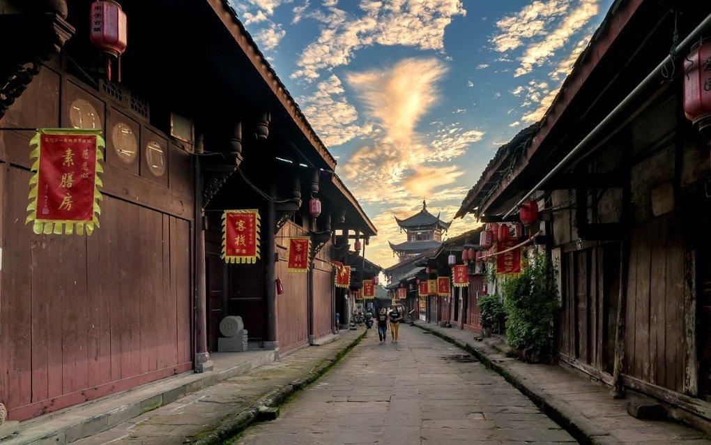 保定高新区:新春送“福” 税暖人心